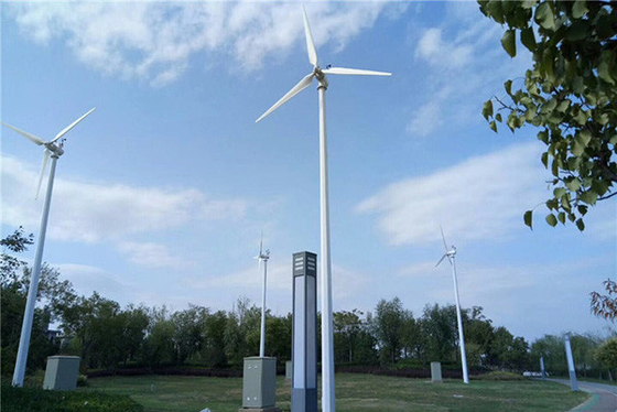 CER weg Windkraftanlage-Generatorleistungs-der Spannung 380V von des Gitter-Wind-Generatorsystem-50KW IP54